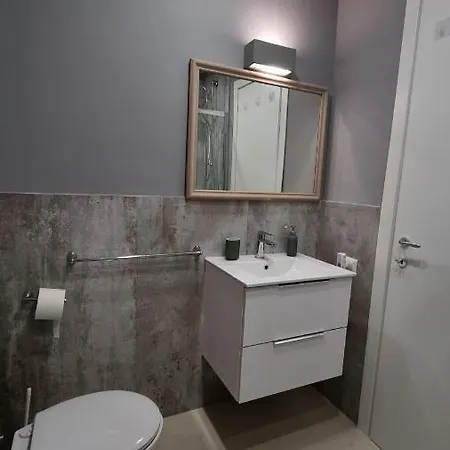 Ferdinando Apartment Caserta